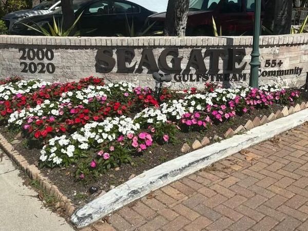 2000 S Federal Highway, Unit 301, Boynton Beach, FL 33435