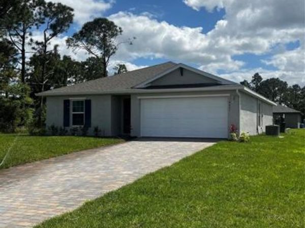 4021 35TH Street SW, Lehigh Acres, FL 33976