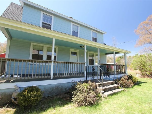 41 South St, Franklin, MA 02038