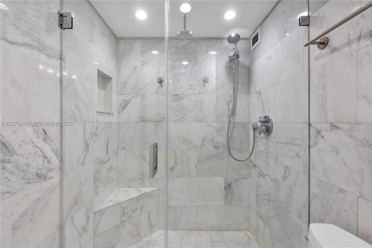 90 Edgewater Dr , Unit 104, Coral Gables, FL 33133 Photo