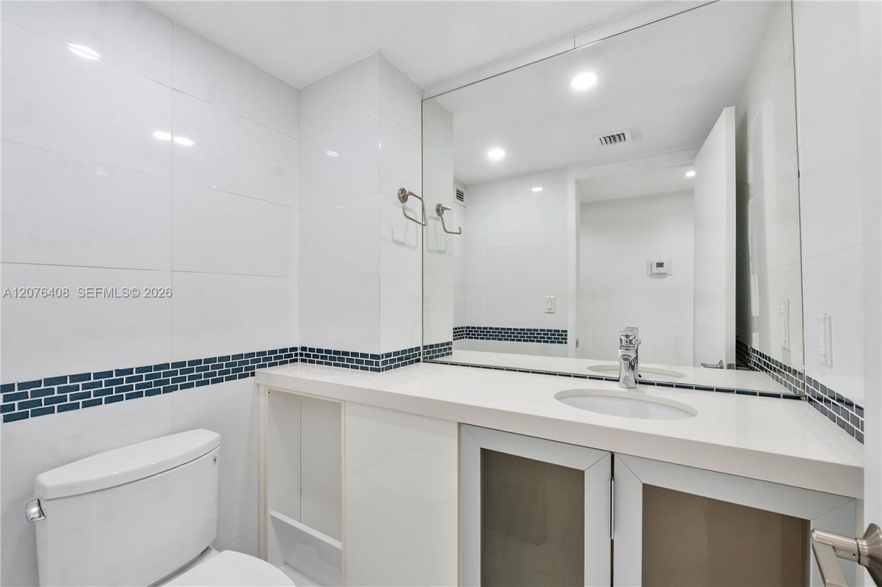90 Edgewater Dr , Unit 104, Coral Gables, FL 33133 Photo