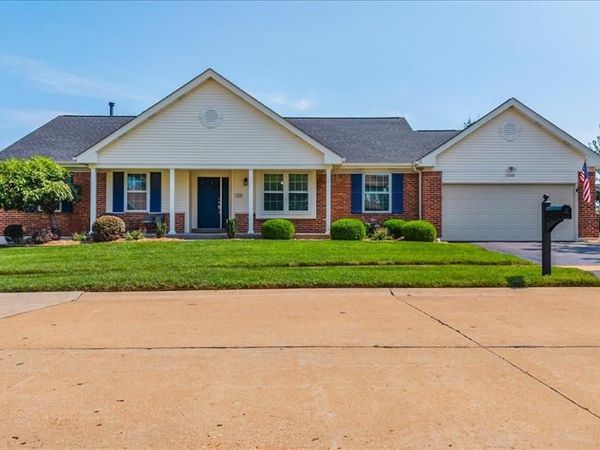 1346 Cherry Glen Court, Chesterfield, MO 63017