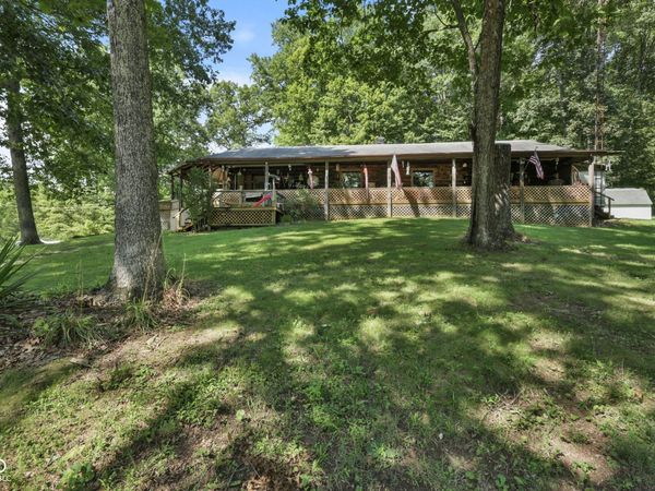 1222 WPA Road, Mitchell, IN 47446
