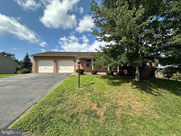 218 STANFORD ROAD, HAGERSTOWN, MD 21742