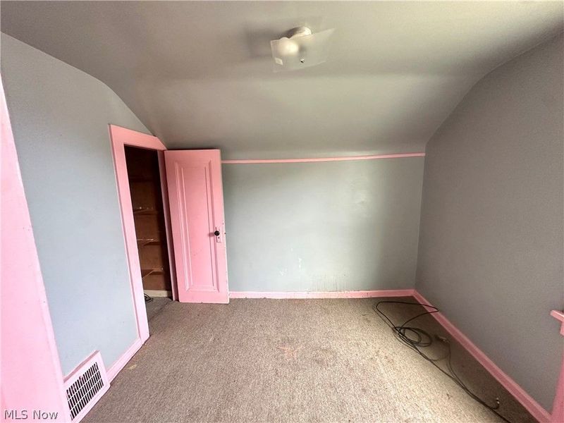 5578 Dalewood Avenue, Cleveland, OH 44137 Photo 17