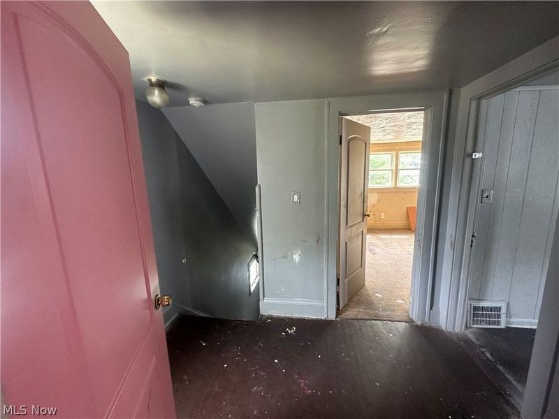 5578 Dalewood Avenue, Cleveland, OH 44137 Photo 20