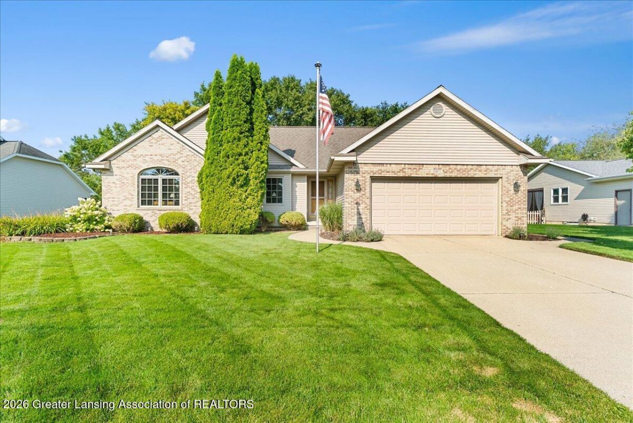 11071 Lochgreen Drive, Lansing, MI 48917 Main Photo