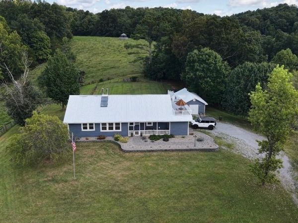 8580 Breeding Road, Edmonton, KY 42129