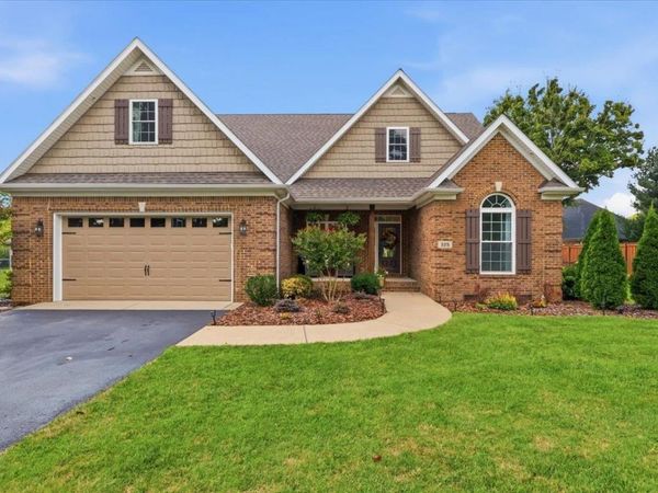 325 Indian Hills Drive , Bowling Green, KY 42103