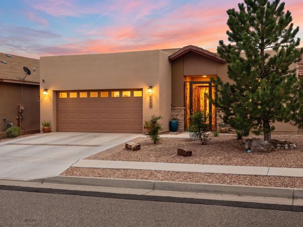 6520 Desert Spirit Road NW, Albuquerque, NM 87114