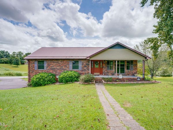 100 Ridge Circle Drive, Fall Branch, TN 37656