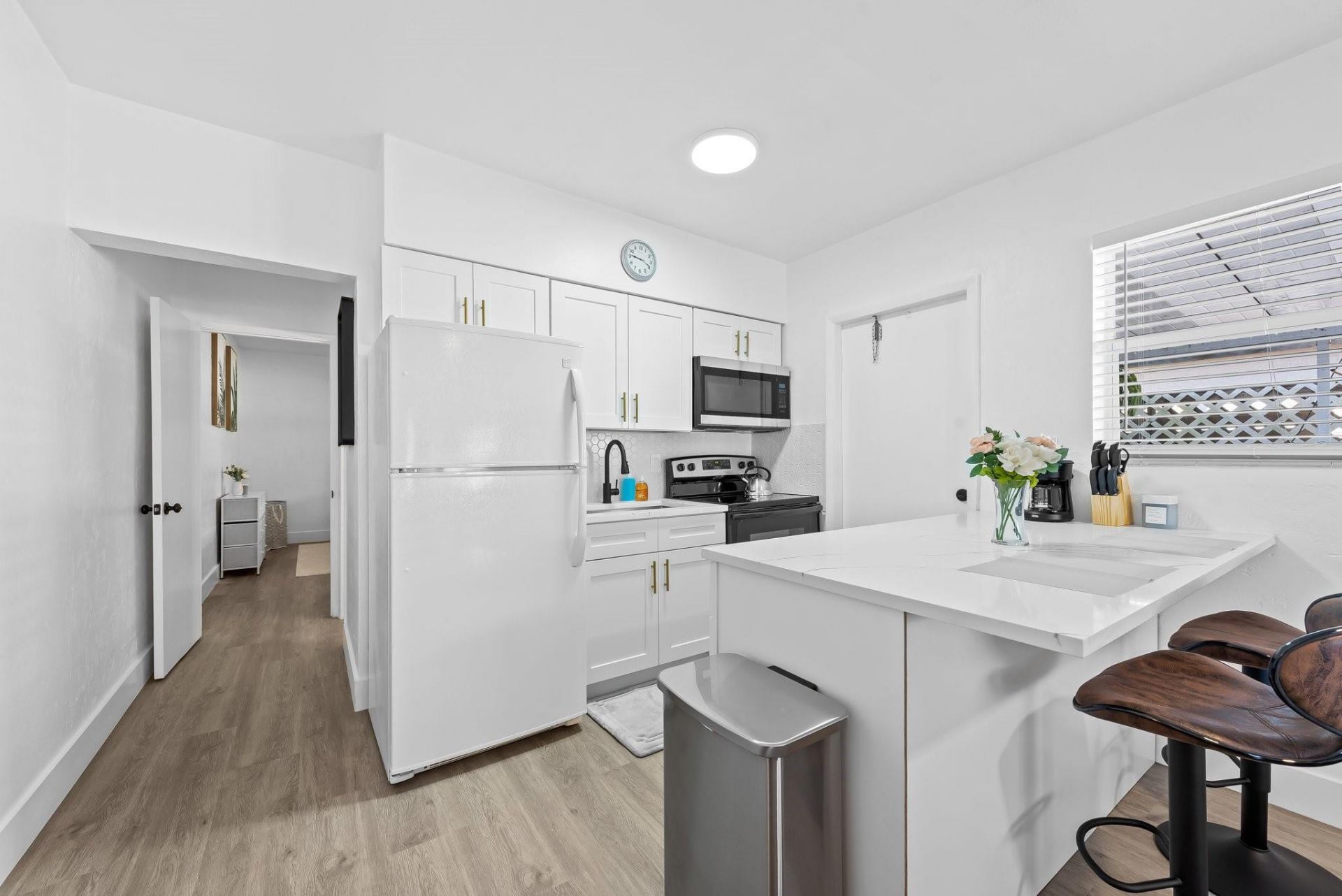 310 NE 6th Street, Unit 2, Hallandale Beach, FL 33009 Photo