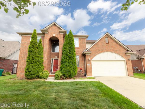 50470 Chief Drive, Macomb Township, Mi 48044