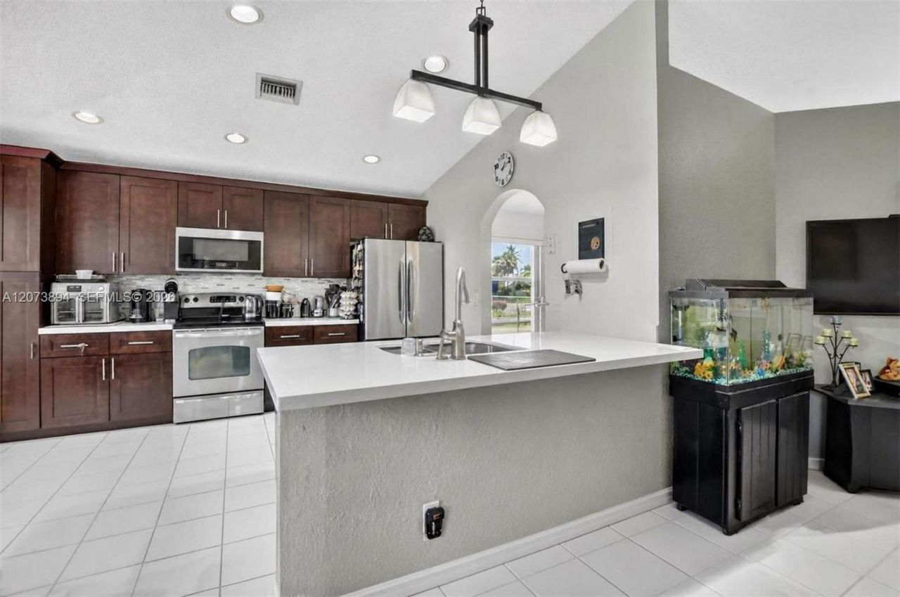 18360 Coral Isles Dr , Boca Raton, FL 33498 Photo