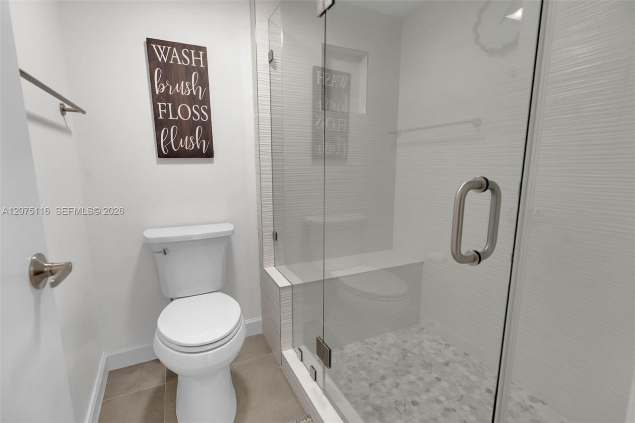 21682 Cypress Rd, Unit 11E, Boca Raton, FL 33433 Photo