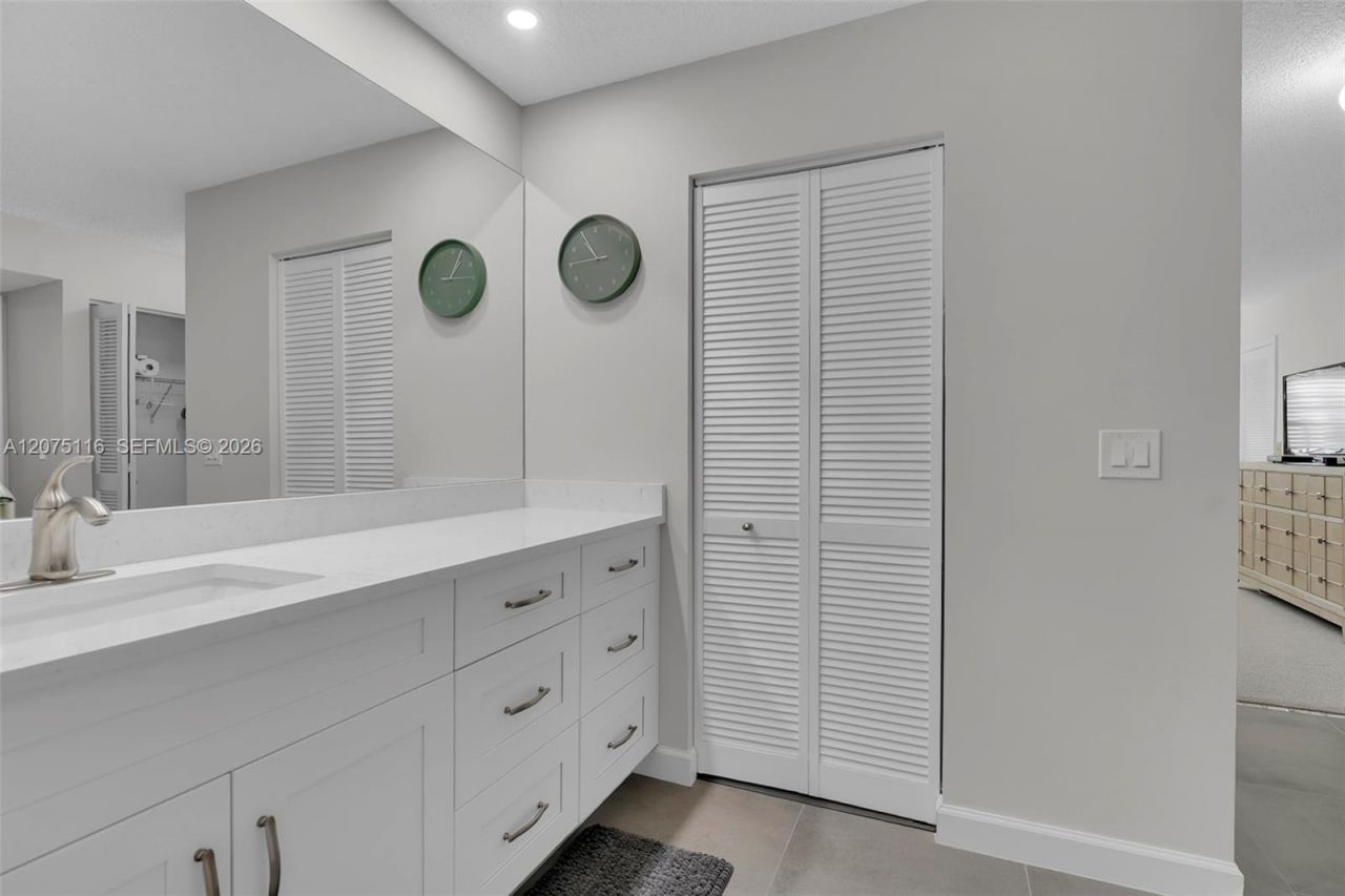 21682 Cypress Rd, Unit 11E, Boca Raton, FL 33433 Photo