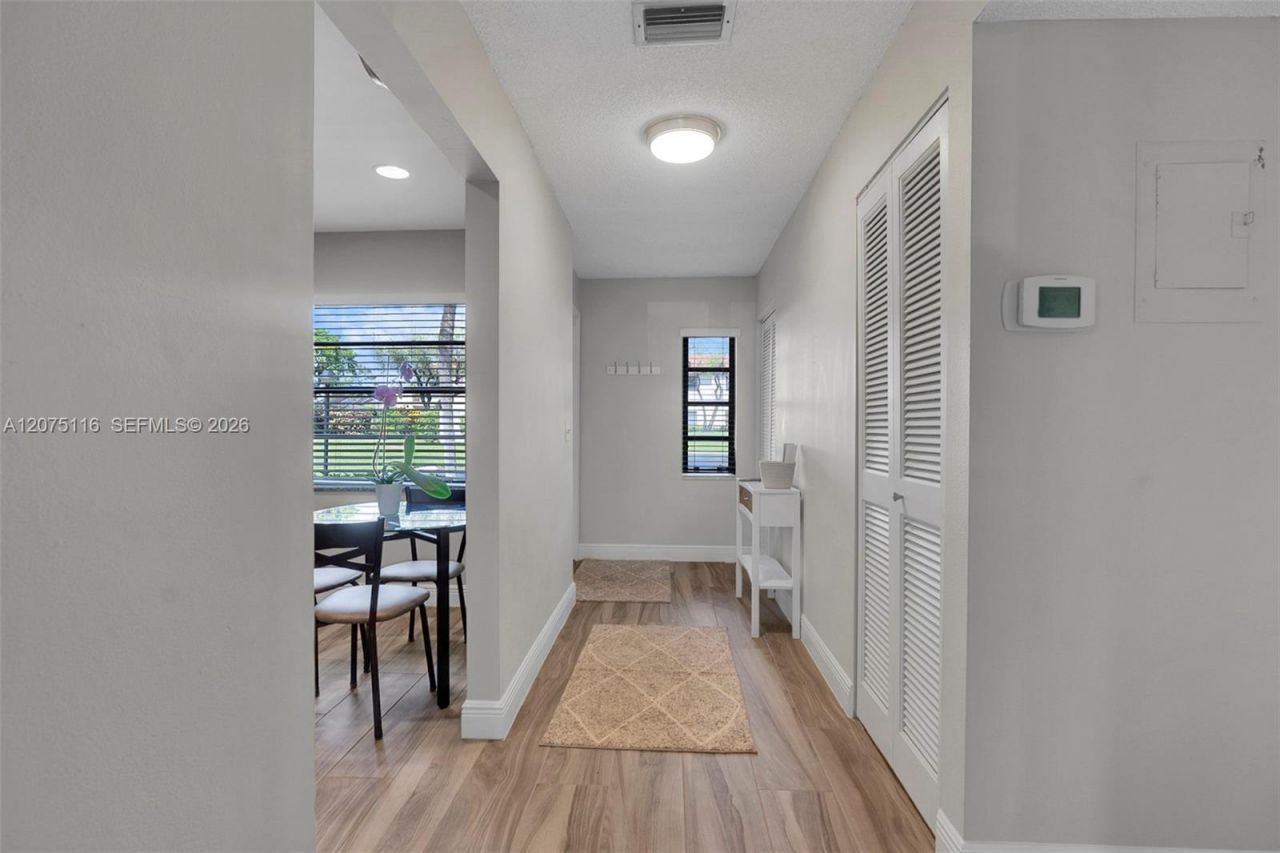 21682 Cypress Rd, Unit 11E, Boca Raton, FL 33433 Photo