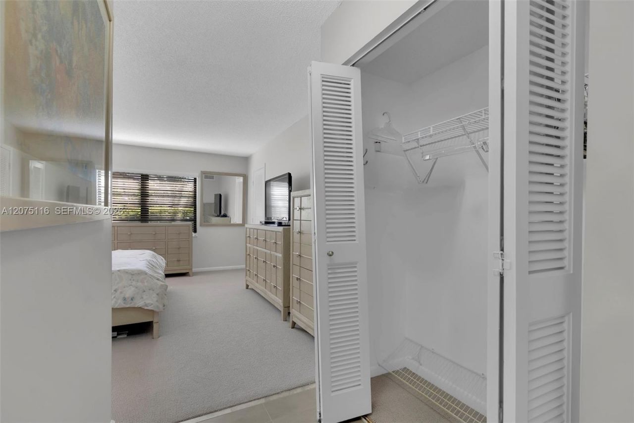 21682 Cypress Rd, Unit 11E, Boca Raton, FL 33433 Photo