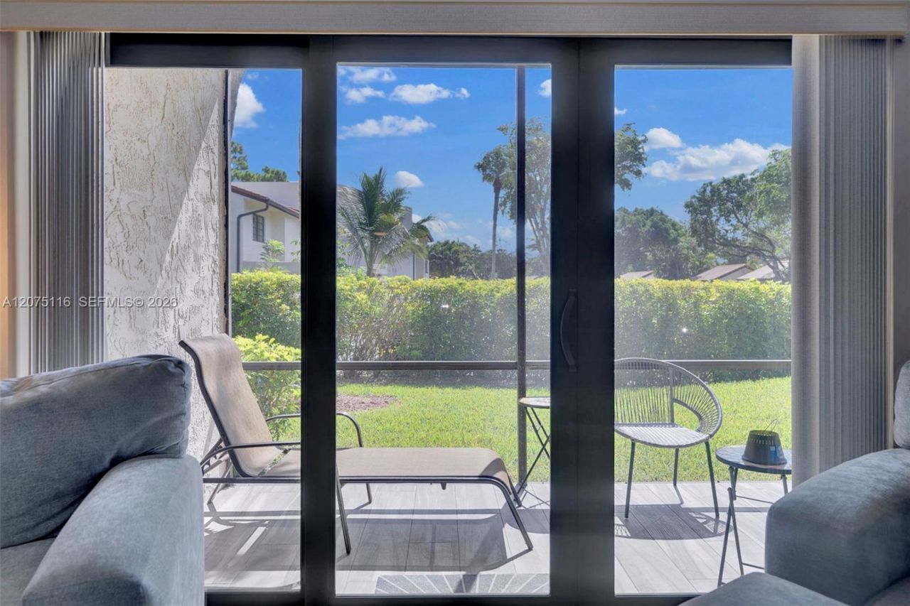 21682 Cypress Rd, Unit 11E, Boca Raton, FL 33433 Photo