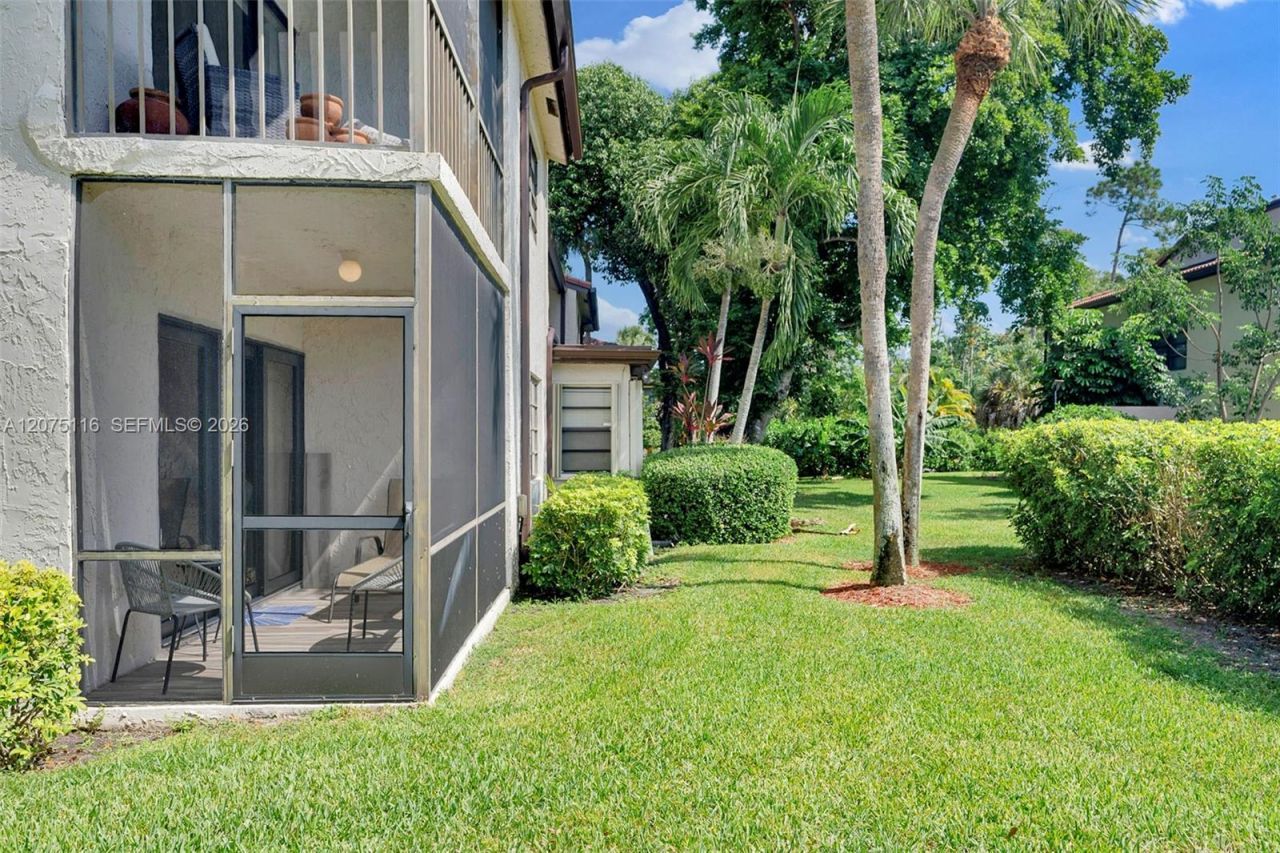 21682 Cypress Rd, Unit 11E, Boca Raton, FL 33433 Photo