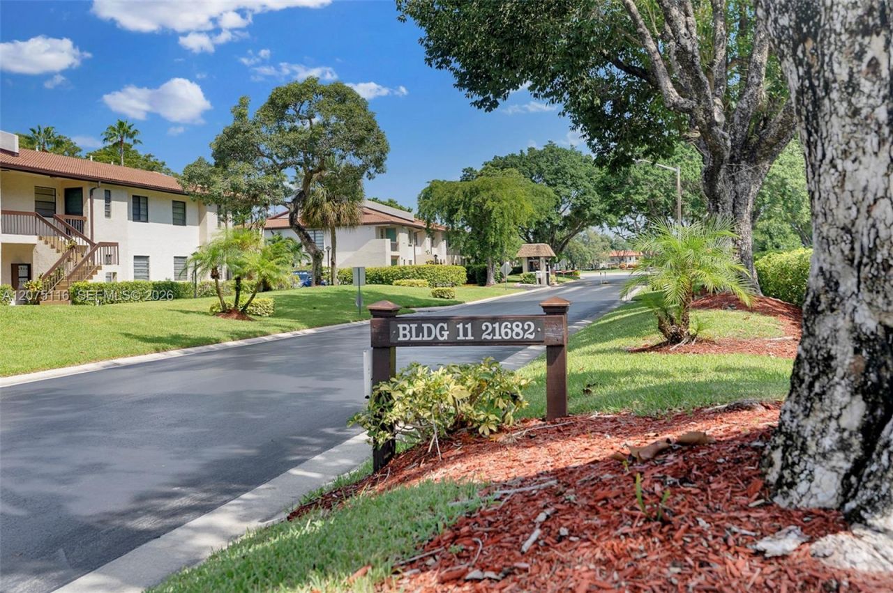 21682 Cypress Rd, Unit 11E, Boca Raton, FL 33433 Photo