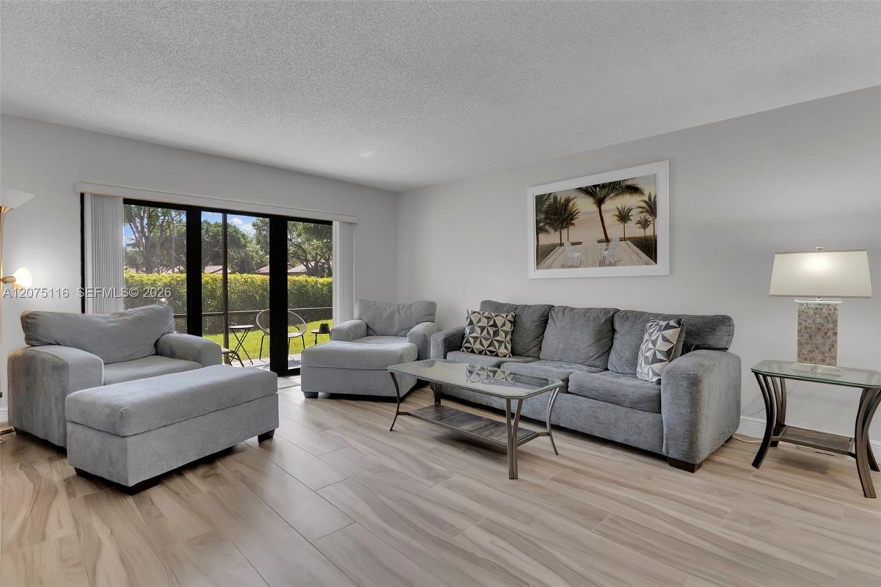 21682 Cypress Rd, Unit 11E, Boca Raton, FL 33433 Photo