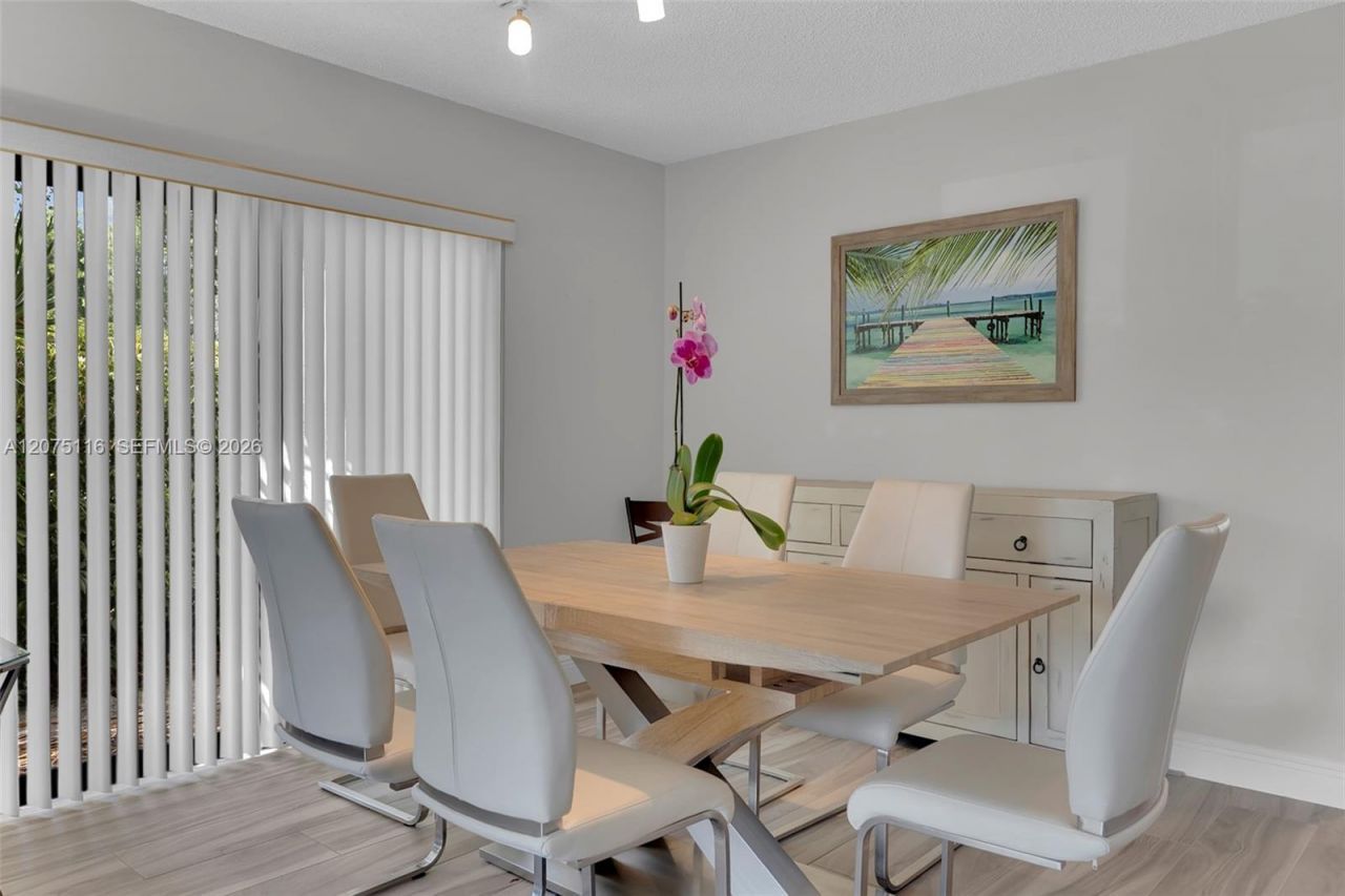 21682 Cypress Rd, Unit 11E, Boca Raton, FL 33433 Photo