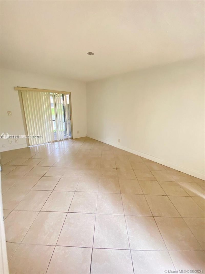 3551 NW 95th Ter , Unit 303, Sunrise, FL 33351 Photo