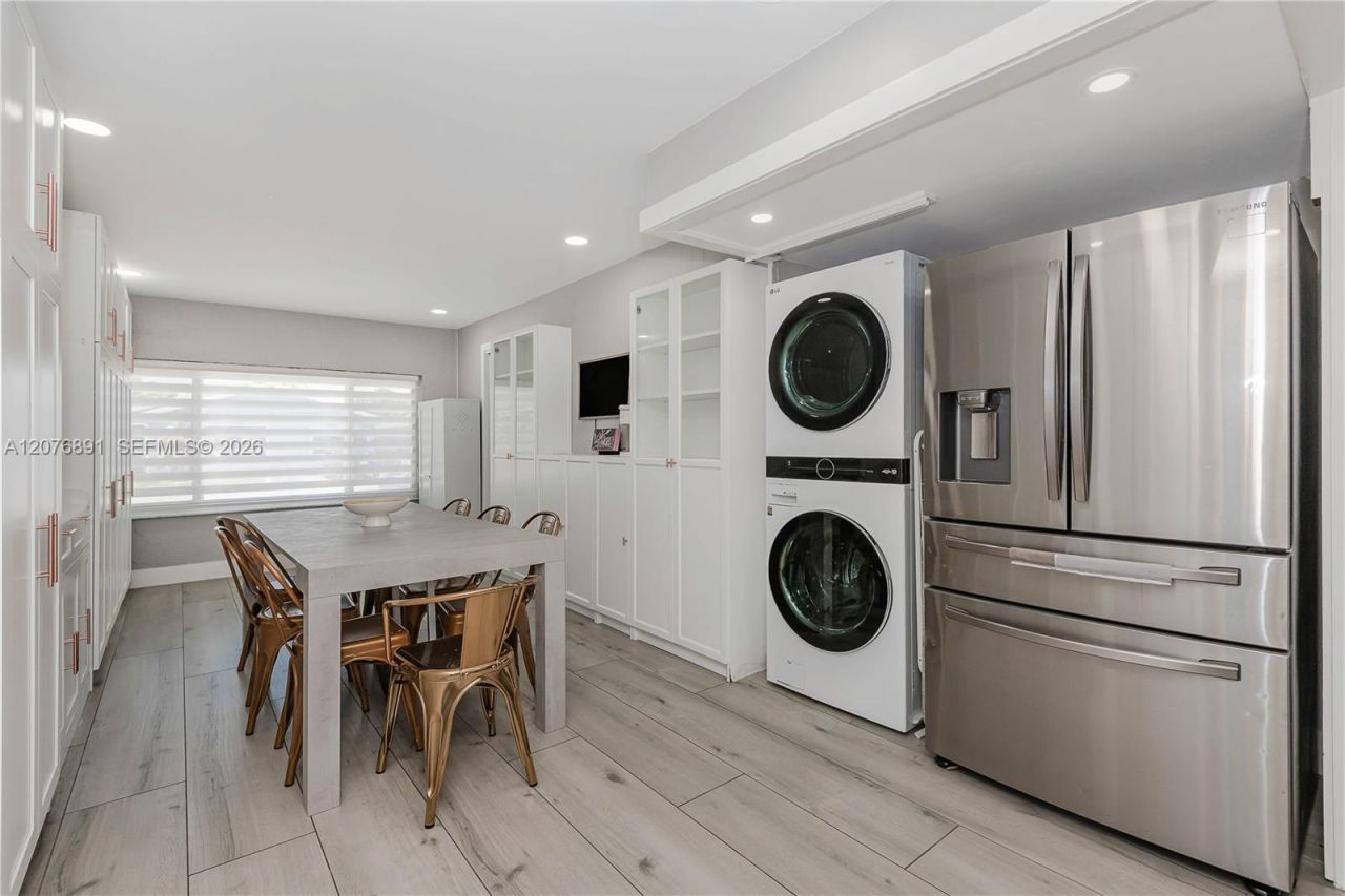 928 NW 106th Ave Cir , Miami, FL 33172 Photo