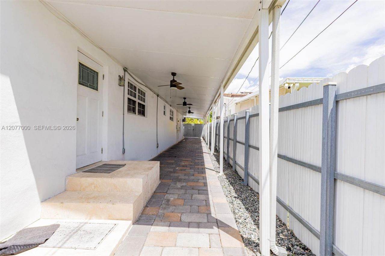 350 W 16th St, Hialeah, FL 33010 Photo