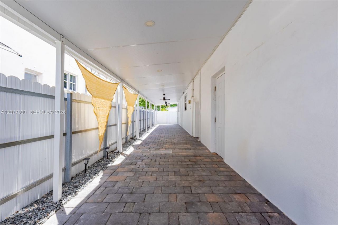 350 W 16th St, Hialeah, FL 33010 Photo