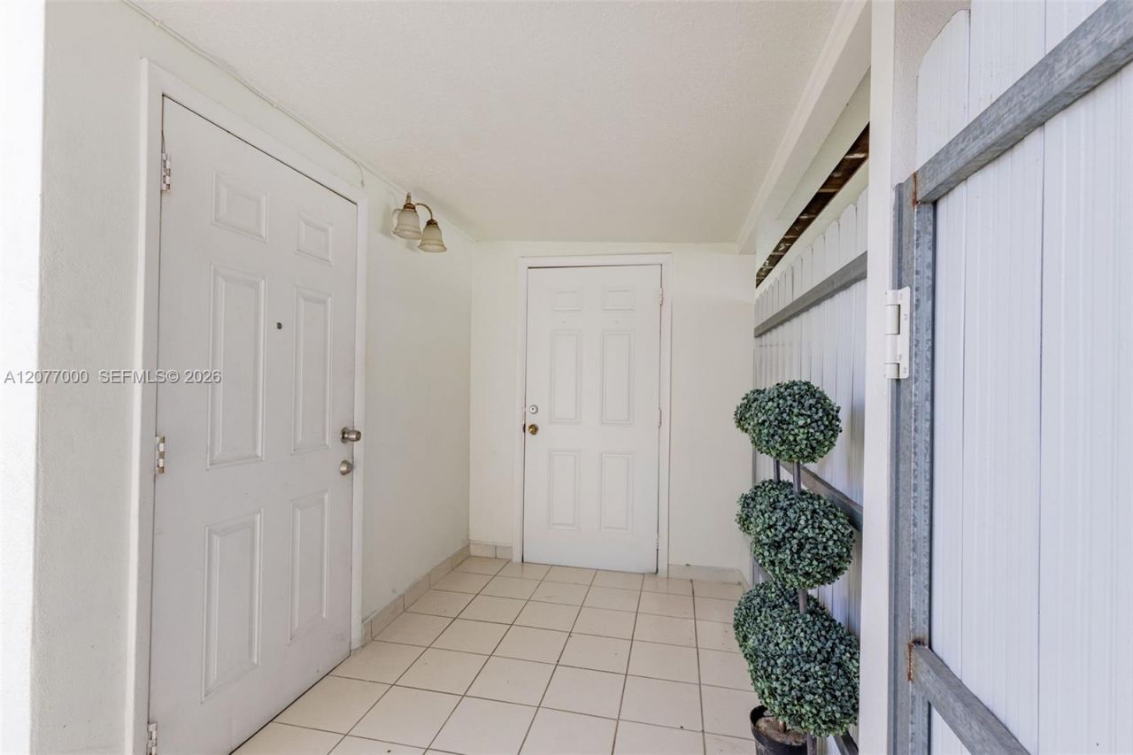 350 W 16th St, Hialeah, FL 33010 Photo