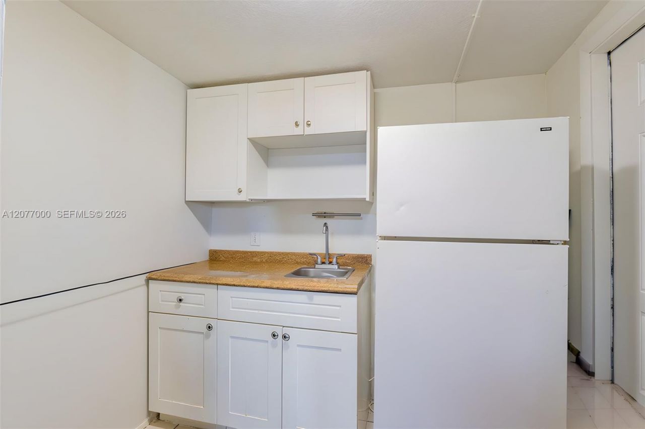 350 W 16th St, Hialeah, FL 33010 Photo