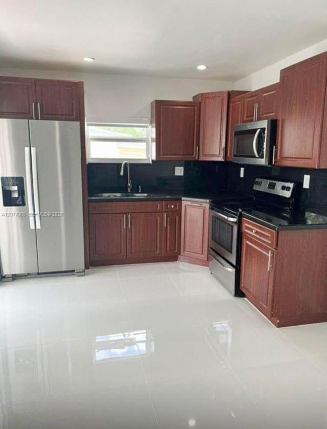 350 W 16th St, Hialeah, FL 33010 Photo