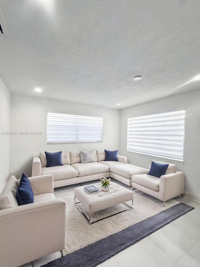 350 W 16th St, Hialeah, FL 33010 Photo