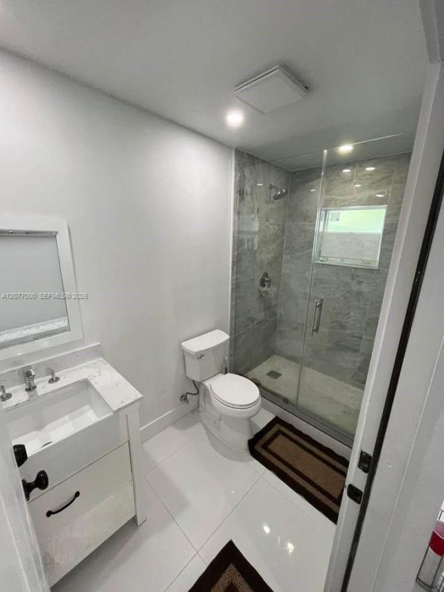 350 W 16th St, Hialeah, FL 33010 Photo