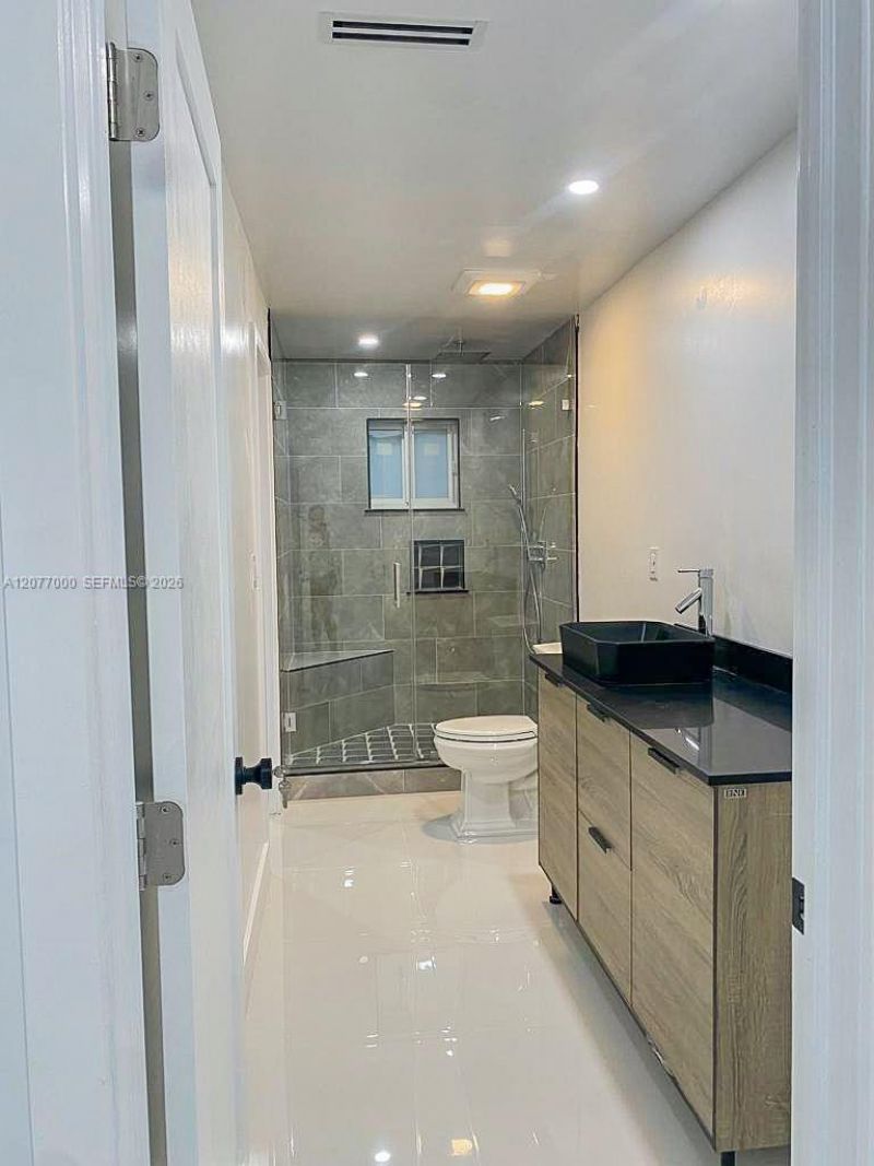 350 W 16th St, Hialeah, FL 33010 Photo