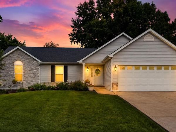 7523 Cinnamon Teal Drive, O'Fallon, MO 63368