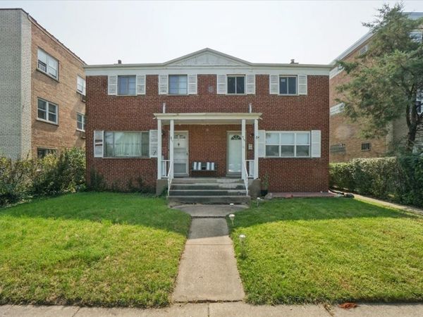 9115 N Gross Point Road , Skokie, IL 60077