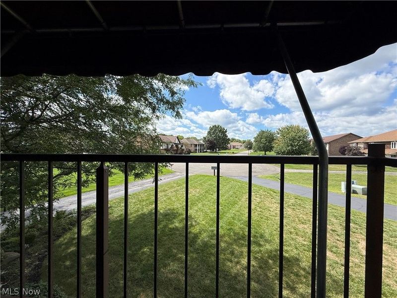 852 Pearson Circle, Unit 4, Boardman, OH 44512 Photo 5