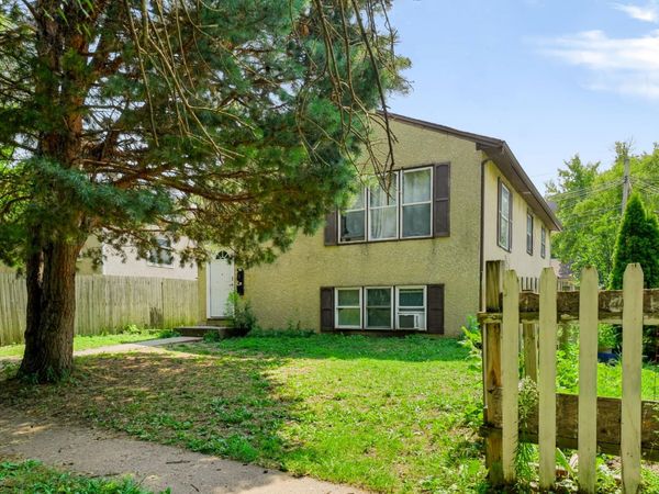 318 Baker Street E, Saint Paul, MN 55107