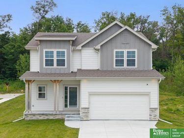 17451 Tucker Street, Bennington, NE 68007
