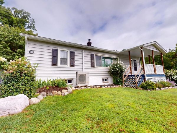 171 Bluestone Boulevard, Matamoras, PA 18336