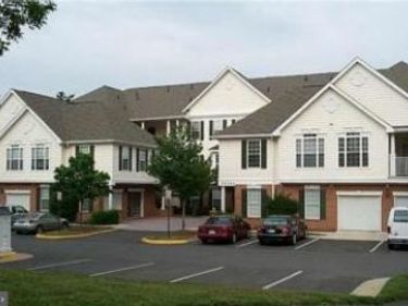 25240 LAKE SHORE SQUARE, Unit 301, CHANTILLY, VA 20152