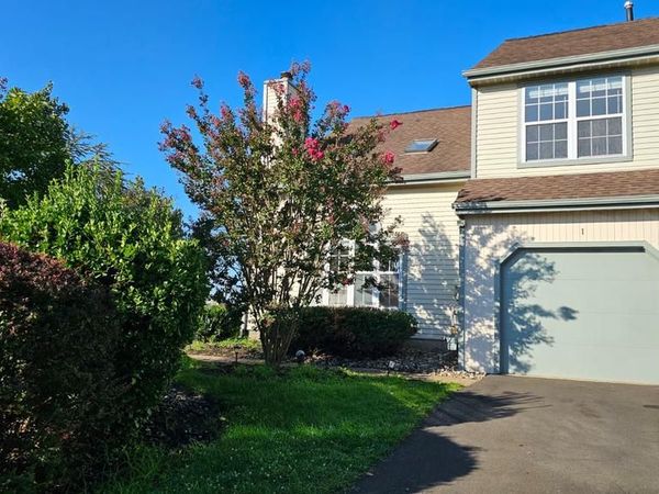 1 LAUREL CIRCLE , NEWTOWN, PA 18940
