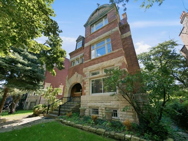 1529 W Adams Street, Chicago, IL 60607
