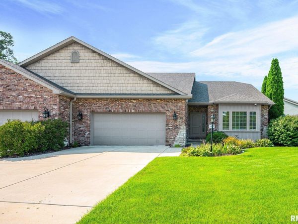 4602 N WINGOVER Court, Peoria, IL 61615