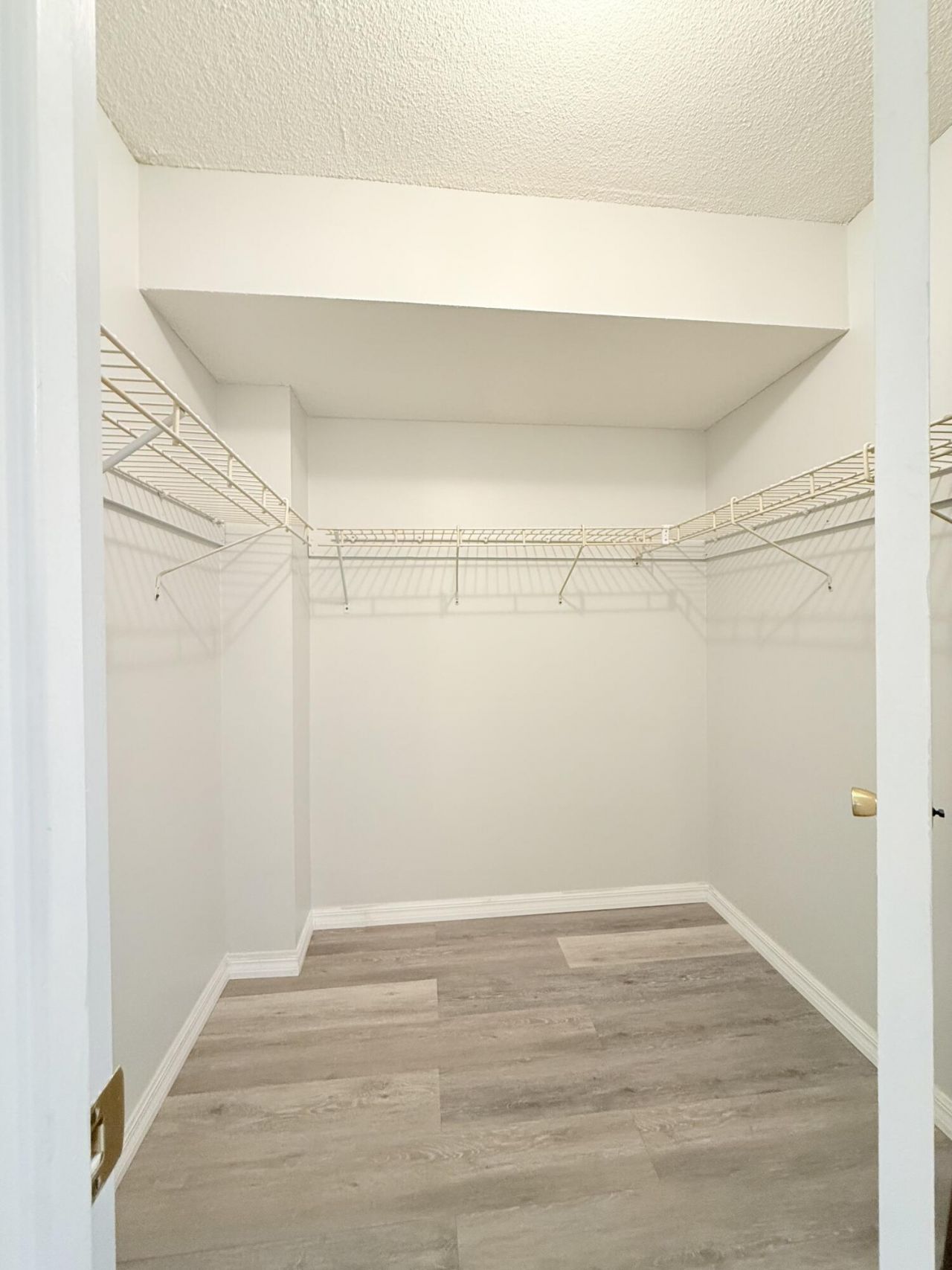 2800 NW 47th Terrace, Unit 106B, Lauderdale Lakes, FL 33313 Photo