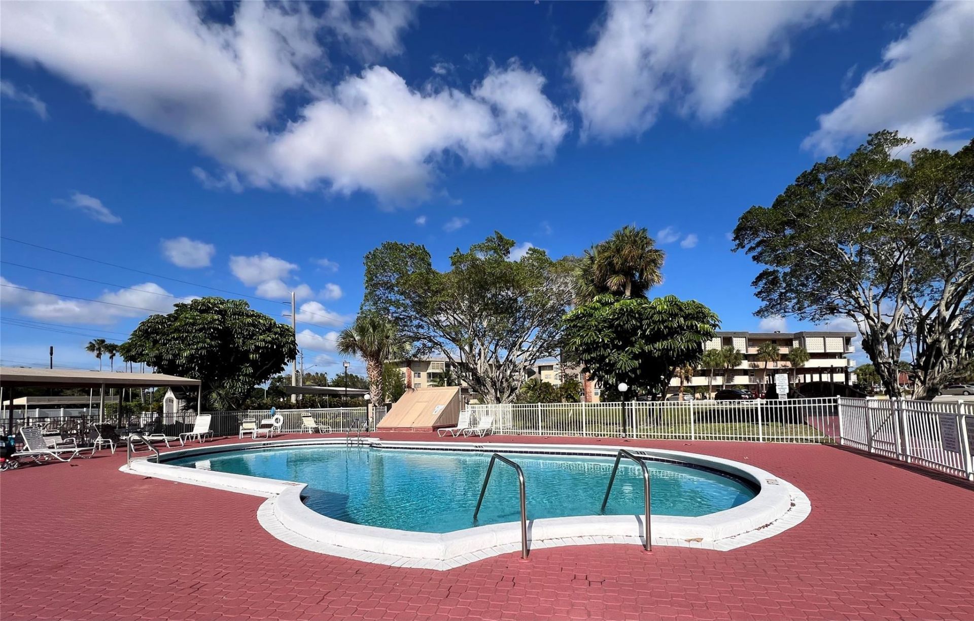 2800 NW 47th Terrace, Unit 106B, Lauderdale Lakes, FL 33313 Photo