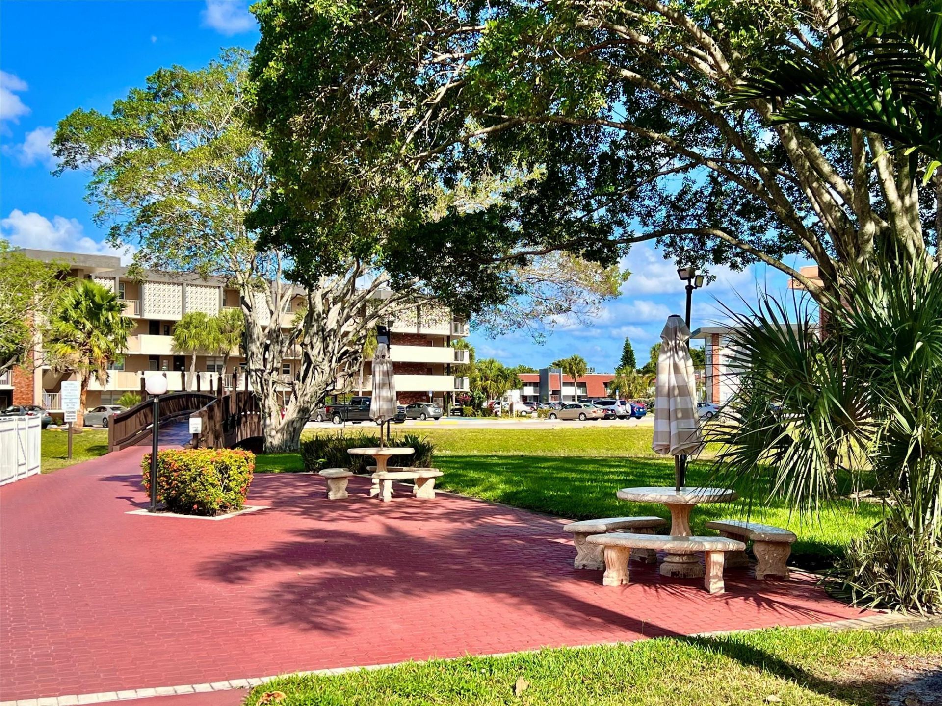 2800 NW 47th Terrace, Unit 106B, Lauderdale Lakes, FL 33313 Photo
